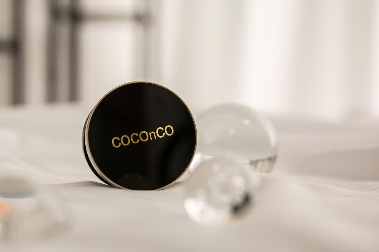 PHẤN NƯỚC COCONCO RADIANCE ESSENCE BB CUSHION